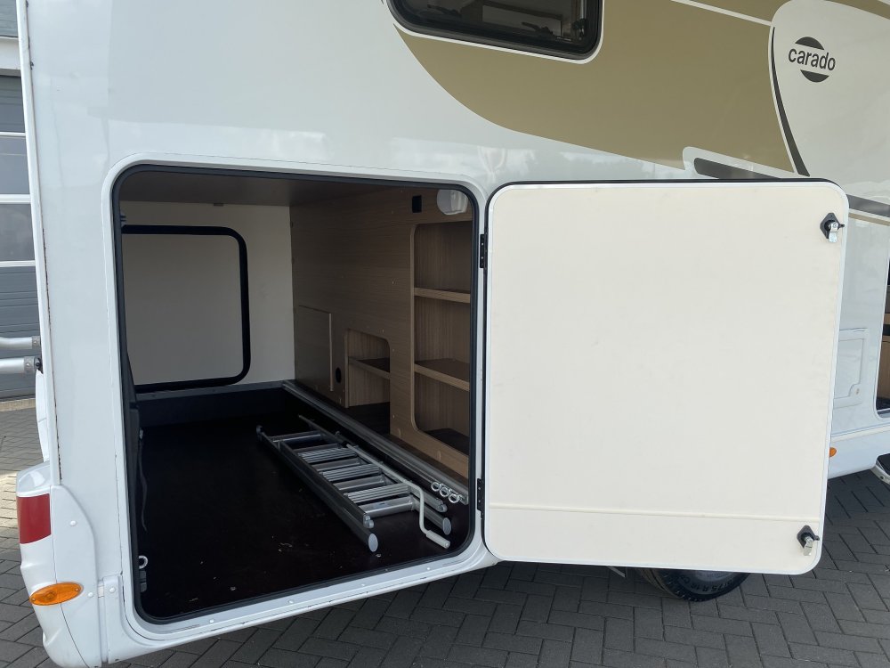 Carado T448 garage
