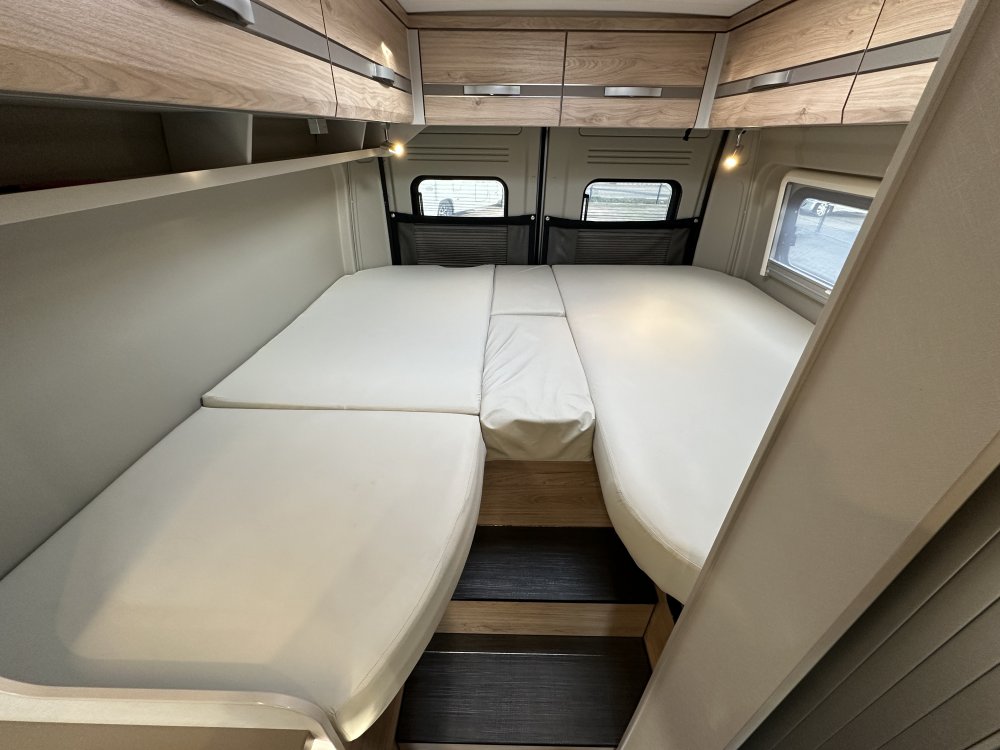 Dethleffs Advantage 640ES