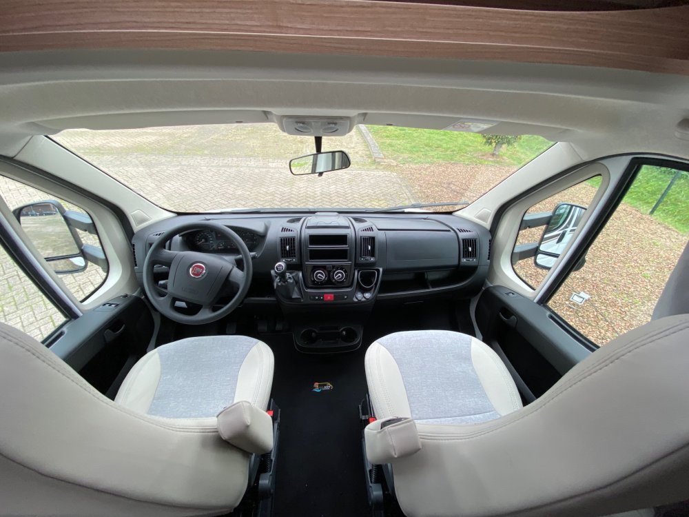 Camper dashboard