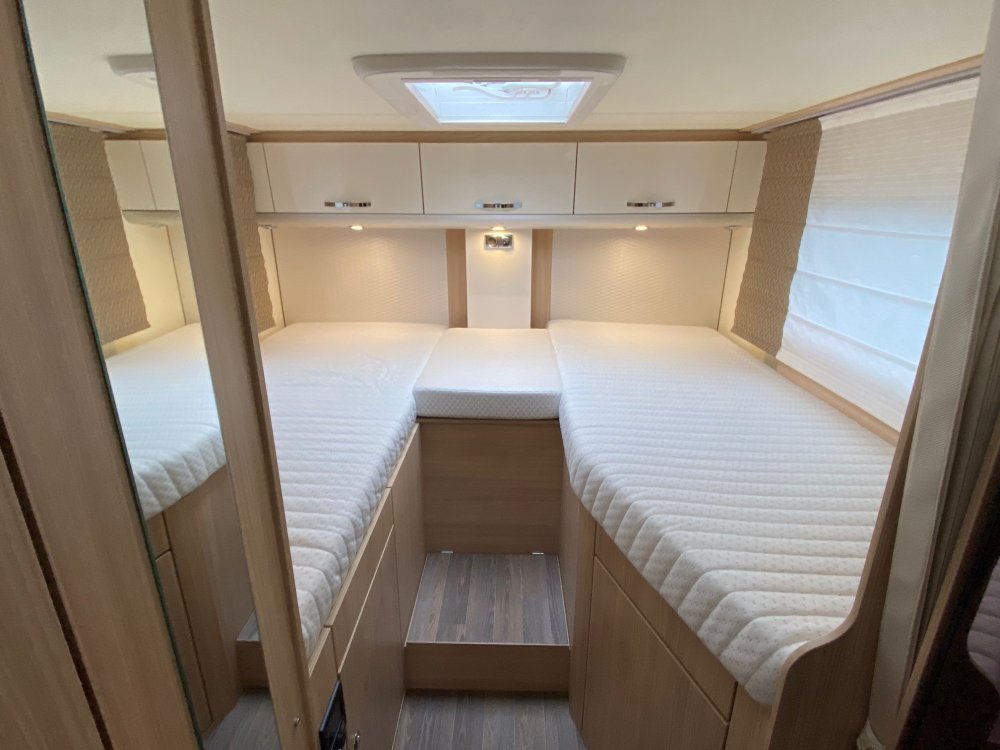 camper bed