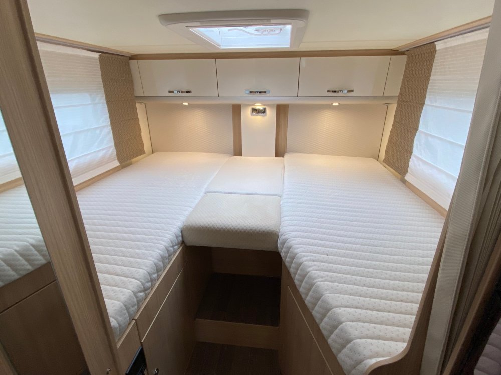 camper bed