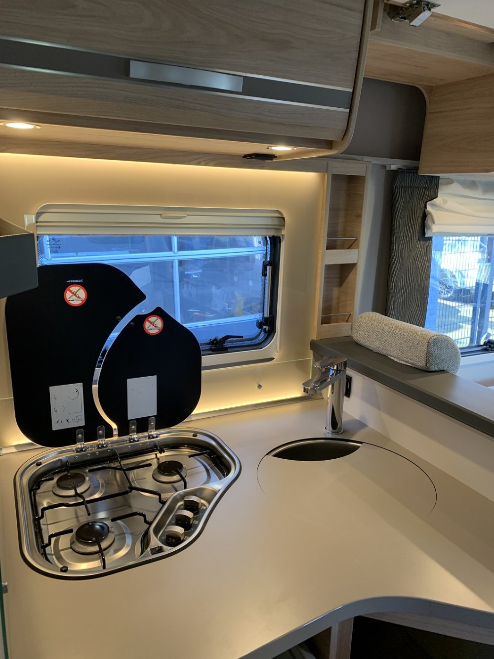Dethleffs Pulse keuken