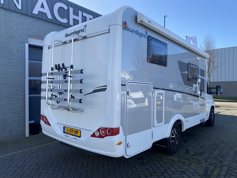 Sunlight T66 Adventure