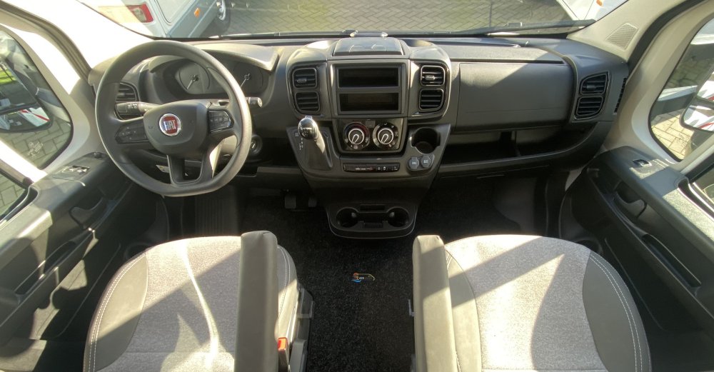 Sunlight T66 dashbaord