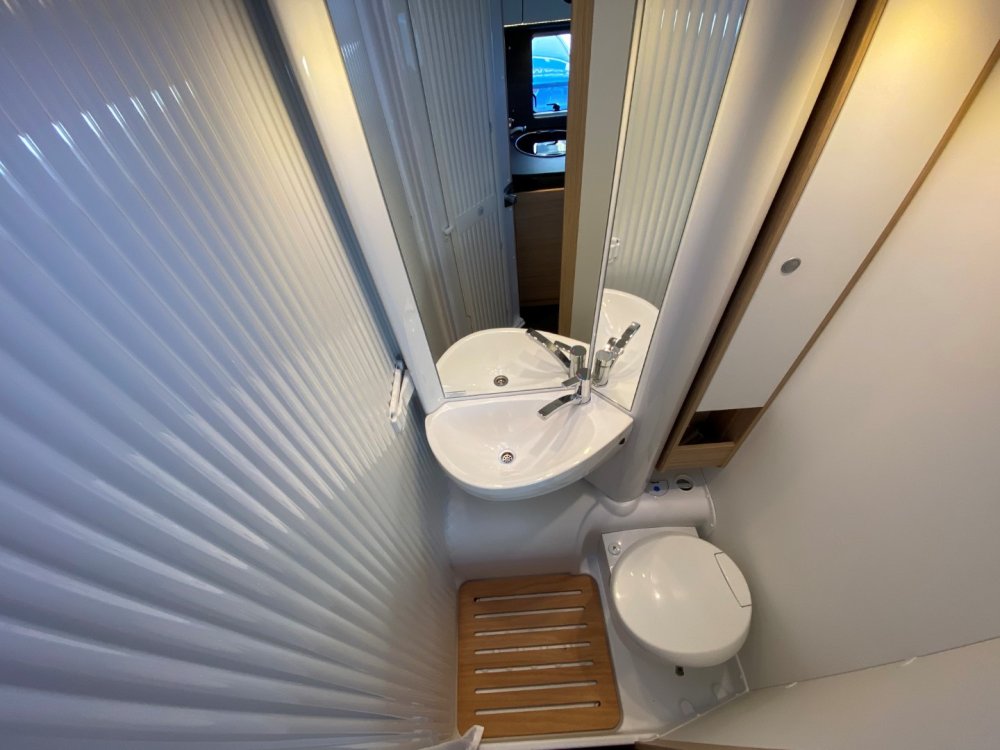 Sunlight T66 toilet