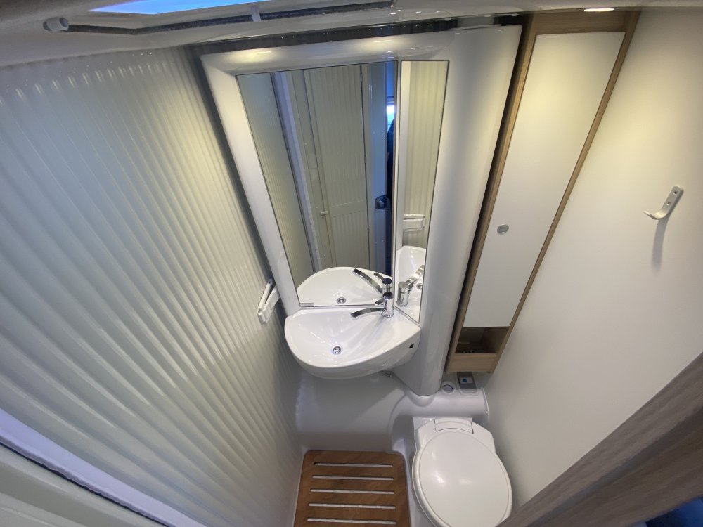 Sunlight T66 Active wc