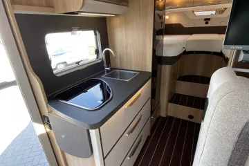 Knaus Sky Wave MEG 650 keuken 