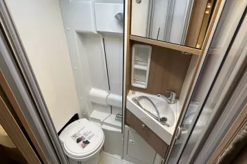 Malibu, buscamper, toilet