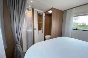 Camper queensbed