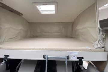 Dethleffs I7057 hefbed 
