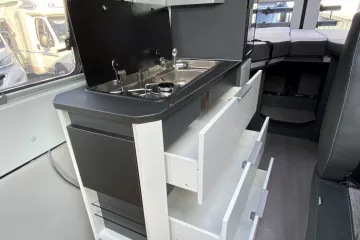 Adria Twin 640 Keuken 